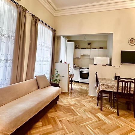 Apartment Dadiani 26 Tbilisi Exterior photo