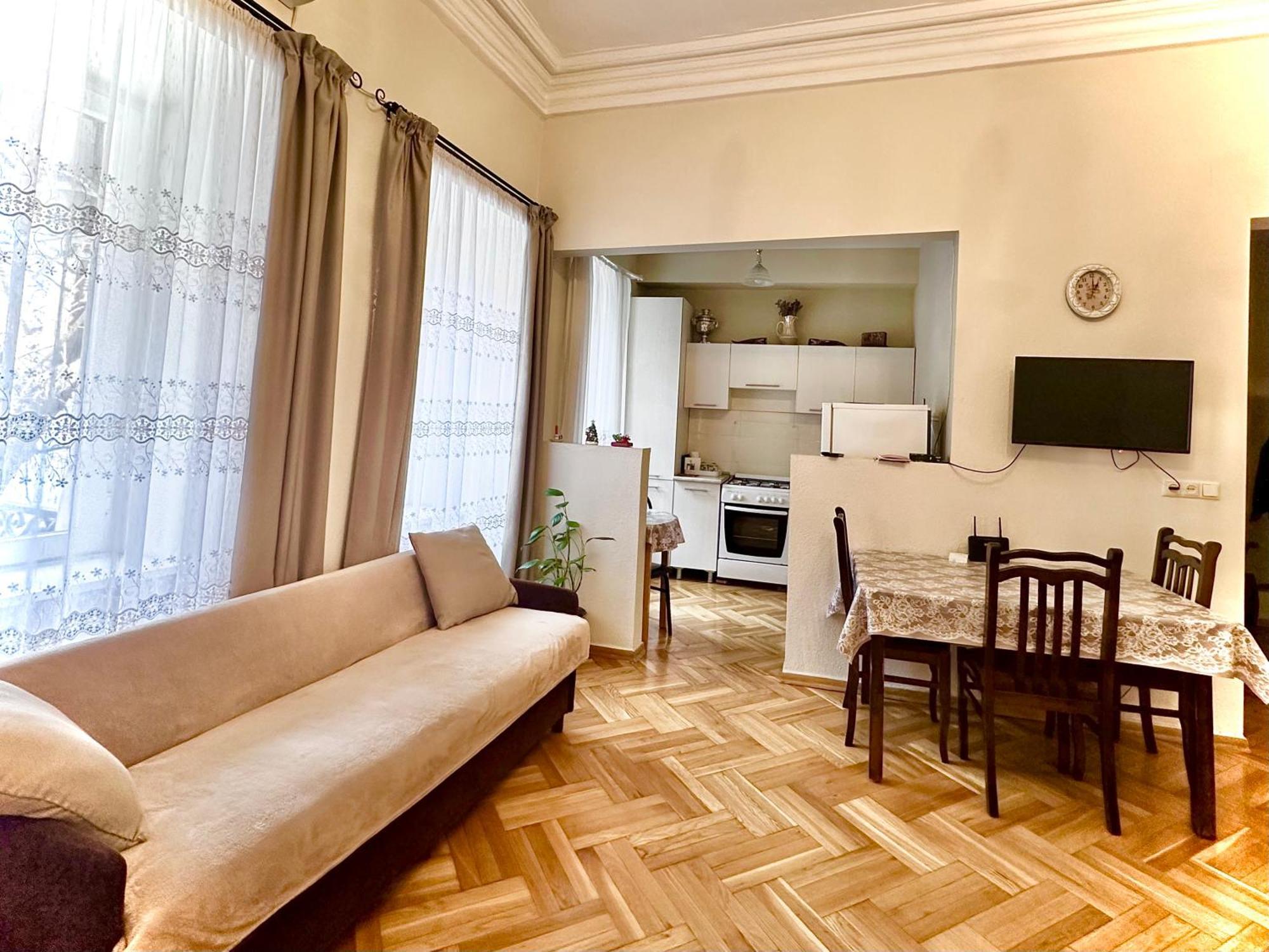 Apartment Dadiani 26 Tbilisi Exterior photo